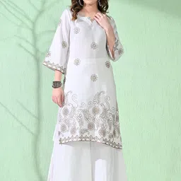 Myshka Women Floral Embroidered Kurta with Palazzo-23
