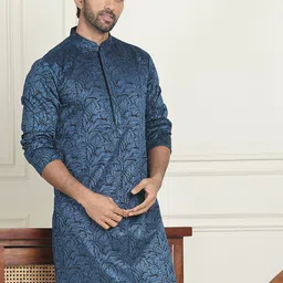 Jompers Floral Embroidered Mandarin Collar Sequinned Straight Kurtas-image-10