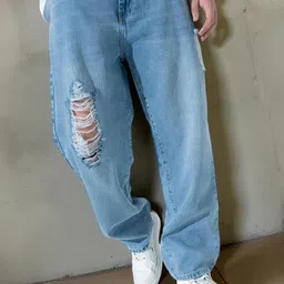 Hubberholme Men Comfort Relaxed Fit Mid-Rise Mildly Distressed Light Fade Jeans-image-55