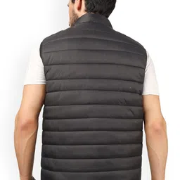 BLUEFICUS Men Solid Mock Collar Puffer Jacket image 4