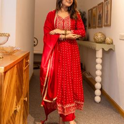 VredeVogel Bandhani Printed Panelled Thread Work Anarkali Kurta with Trousers & Dupatta-picture-6