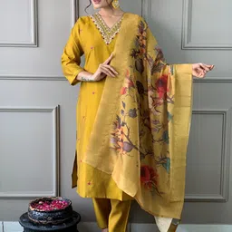 KALINI Women Floral Embroidered Regular Kurta with Palazzos & With Dupatta-picture-9