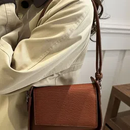 HAUTE SAUCE by Campus Sutra Leather Structured Shoulder Bag with Cut Work-image-34