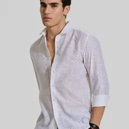 Snitch Men Smart Spread Collar Ethnic Motifs Printed Casual Shirt-image-91