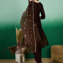 Sangria Sequinnce Embellished Notch Neck Kurta With Trouser & Dupatta image 5