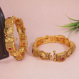 Anouk Set Of 2 Gold-Plated Stone Studded Bangles-4