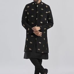 VASTRAMAY Men Sequin Mandarin Collar Embroidered Sherwani Set-picture-33
