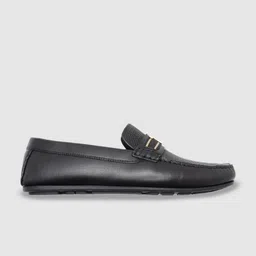 Tommy Hilfiger Men Textured Leather Formal Loafers-picture-16