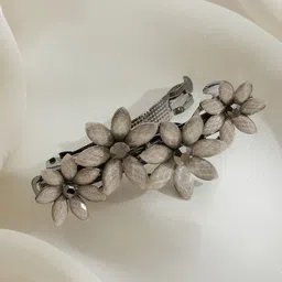 JOKER & WITCH Women Embellished Bumpit Hair Pin-33