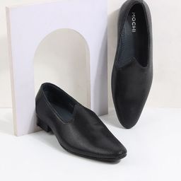 Mochi Men Pointed Toe Textured Leather Mojaris-14