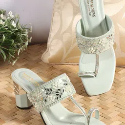 madam glorious Textured Block Sandals-10