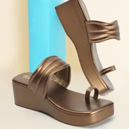 Picktoes One Toe Flatform Heels-19