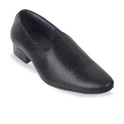 Mochi Men Pointed Toe Textured Leather Mojaris image 4
