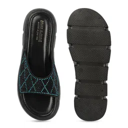 madam glorious Textured Block Sandals image 3