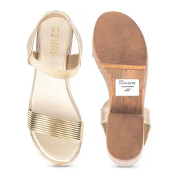 Ozuri Textured Open Toe Platform Heels image 2