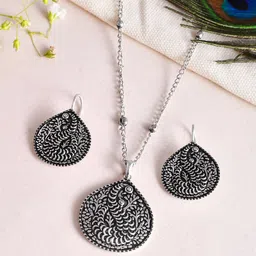 Voylla Silver-Plated Paisley Design Jewellery Set-18