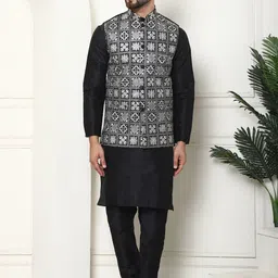SOJANYA Mandarin Collar Floral Regular Straight Kurta with Churidar-picture-31