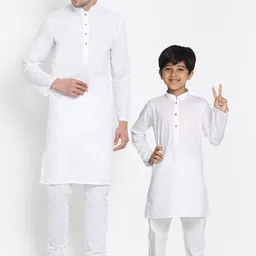 VASTRAMAY Men White Solid Kurta with Churidar-image-82