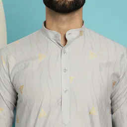 SOJANYA Abstract Printed Regular Jacquard Kurta With Churidar image 5