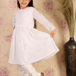 VASTRAMAY Girls White Embroidered Mirror Work Kurta With Churidar-image-98