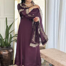 Divyadham Textiles Women Paisley Embroidered Regular Thread Work Chanderi Silk Kurta with Pyjamas & With-picture-18