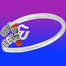 Dynamic Retail Global Men Silver Bracelet-72