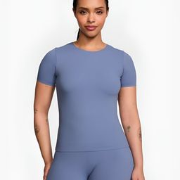 Victoria's Secret Women Solid Round Neck T-shirt-picture-35