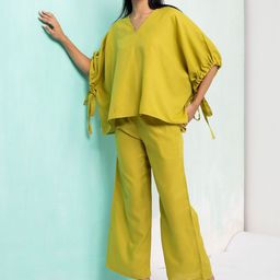 EROTISSCH Summer Shines Printed Top With Trousers Co-Ords-image-37