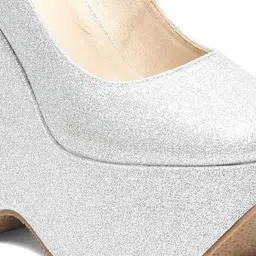 Flat n Heels Wedge Pumps with Bows image 5
