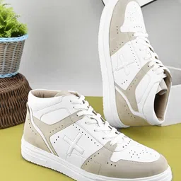 The Roadster Lifestyle Co Men Colourblocked Comfortable Sneakers-picture-36