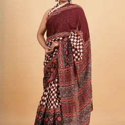 Lovwear Women Brown Sarees-picture-24