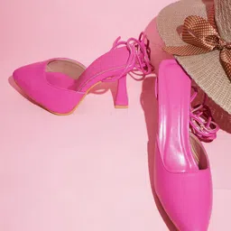 Froh Feet Embellished Kitten Sandals-44