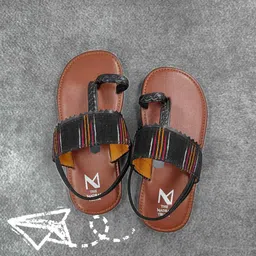 THE MADRAS TRUNK Kids Printed Ethnic One Toe Flats-image-89