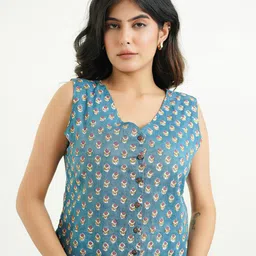 GOODHAND Women Floral Print V-Neck Cotton Top-image-94