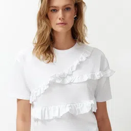Trendyol Women Striped Extended Sleeves Pockets T-shirt-image-37