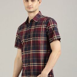 Joven Men Cutaway Collar Tartan Checked Cotton Casual Shirt-image-35