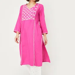 max Women Yoke Design Flared Sleeves Thread Work Kurta-picture-1