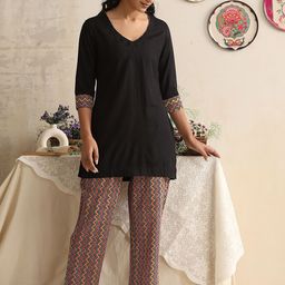 ETC Printed V-Neck Pure Cotton Top With Trousers-picture-15