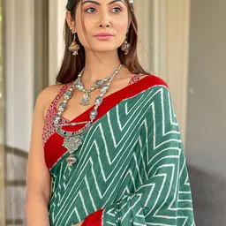 Panzora Geometric Printed Block Print Saree image 3