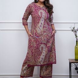 DIVASTRI Paisley Printed Notch Neck Straight Kurta With Palazzos-picture-13