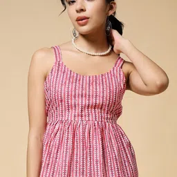 Womenster Women Printed Shoulder Straps Pleated Detail Cotton Peplum Top-picture-25