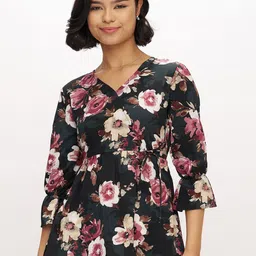 DressBerry Floral Print Bell Sleeve Crepe Top-image-82