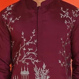 Jompers Men Ethnic Motifs Embroidered Regular Thread Work Kurta with Pyjamas image 4