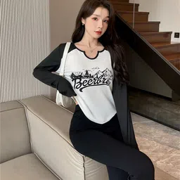 StyleCast x Revolte Colourblocked Extended Sleeves Top-picture-47