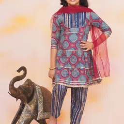 KID1 Girls Geometric Printed Pure Cotton A-Line Kurti With Churidar And Dupatta-image-26