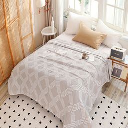 JC HOME Grey Melange & White Geometric Cotton AC Room 300 GSM Single Bed Quilt-image-53