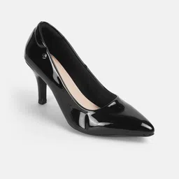 Mochi Textured Block Pumps with Laser Cuts image 4