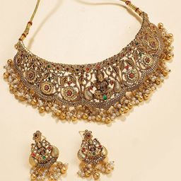 KARATCART Gold-Plated Stones Studded & Beaded Floral Laxmi Choker Temple Jewellery Set-image-44