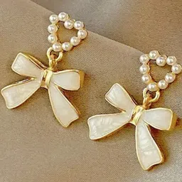 SZN Geometric Studs Earrings-3