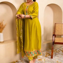VredeVogel Women Ethnic Motifs Embroidered Kurta with Trousers & Dupatta-picture-33
